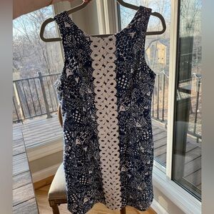 LILLY PULITZER 
Navy and White Sleeveless Dress